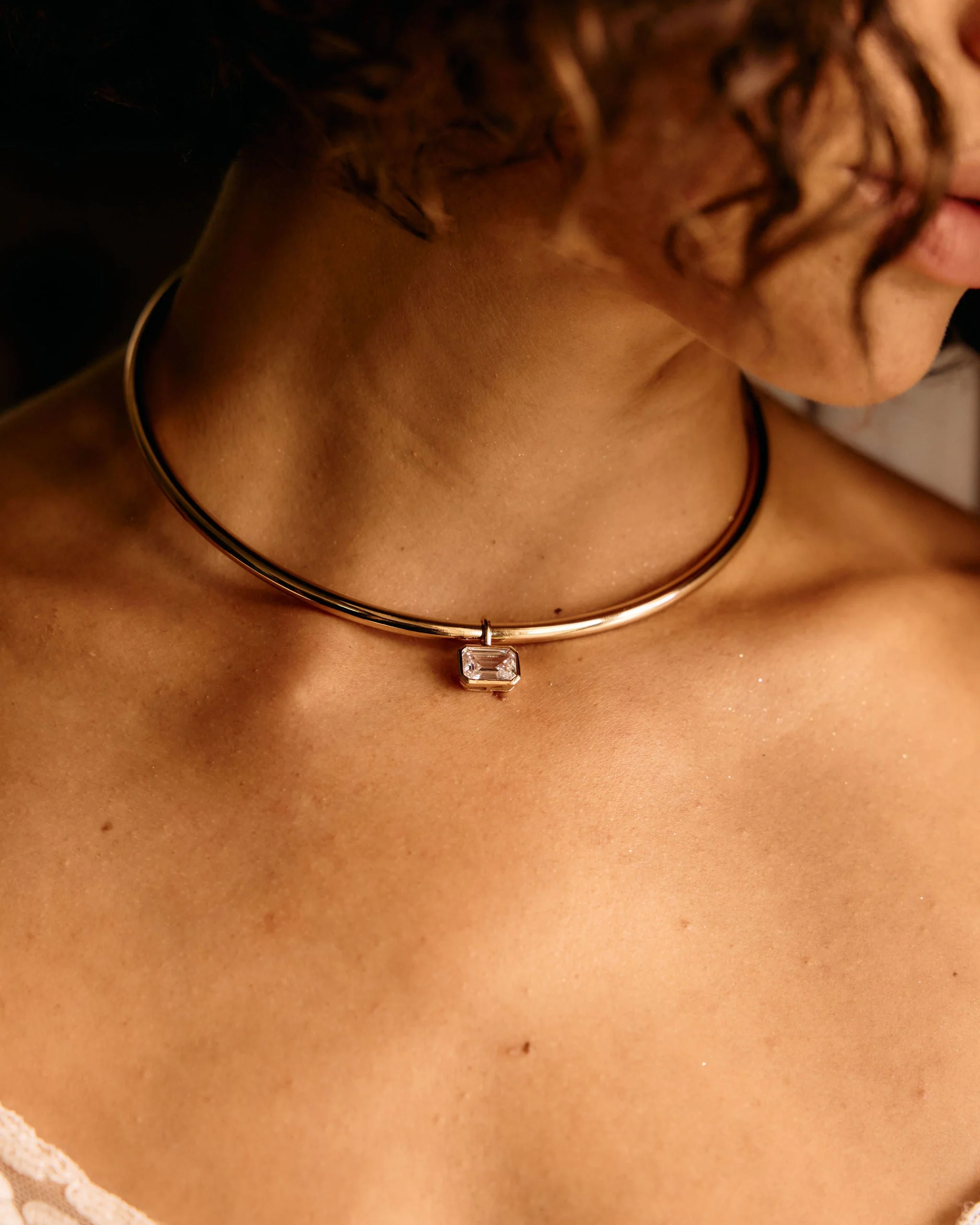 Emerald Bezel Pendant - Image 5