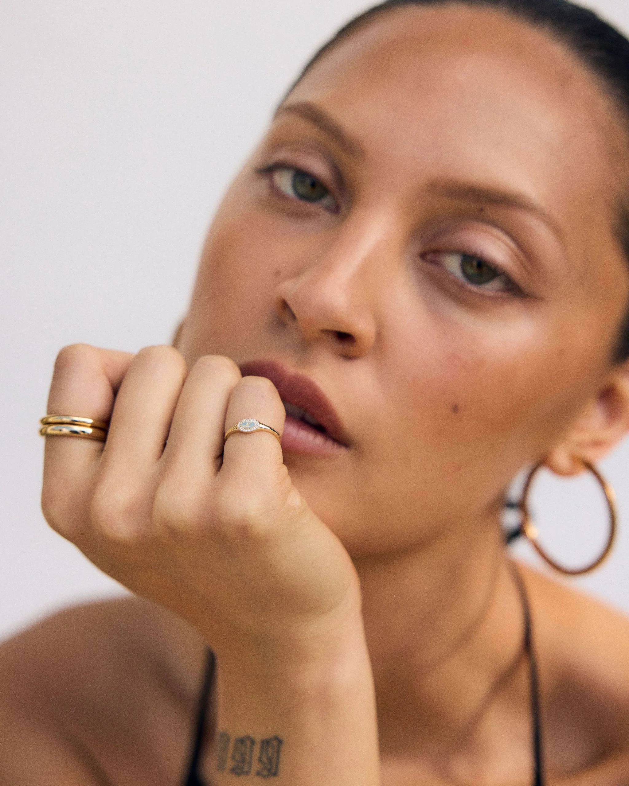 9k Solid Gold Pinky Lab-Grown Diamond Initial Signet Ring - Image 5