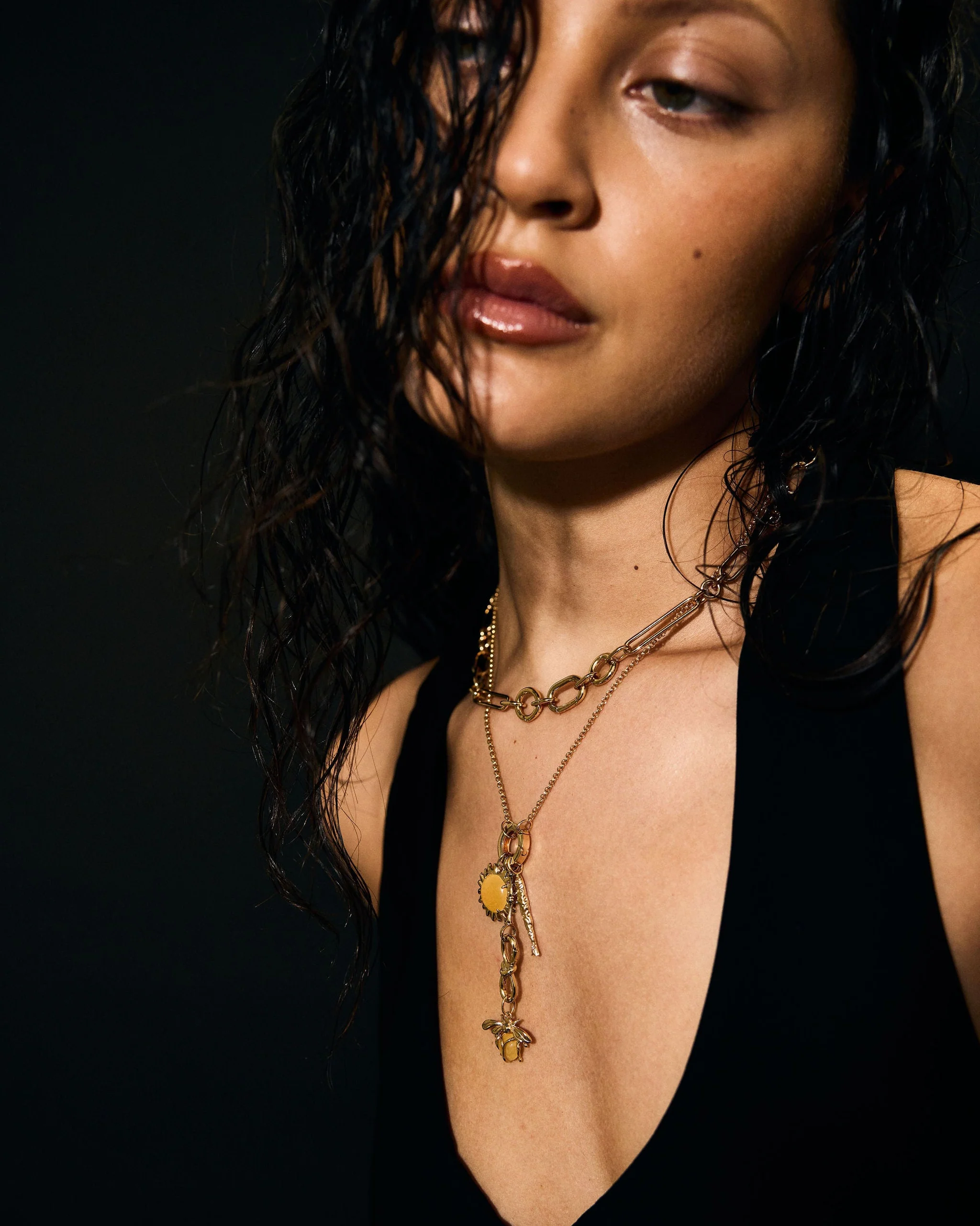 SYMBOLISM Bumblebee Pendant - Image 4